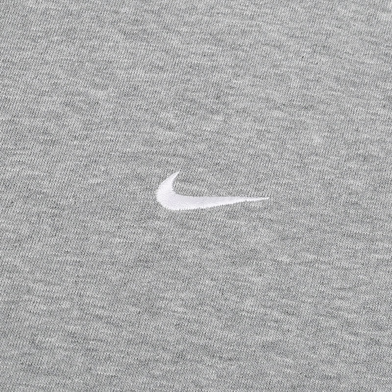мужская серая футболка Nike NRG Solo Swoosh Tee CV0559-063 - цена, описание, фото 2